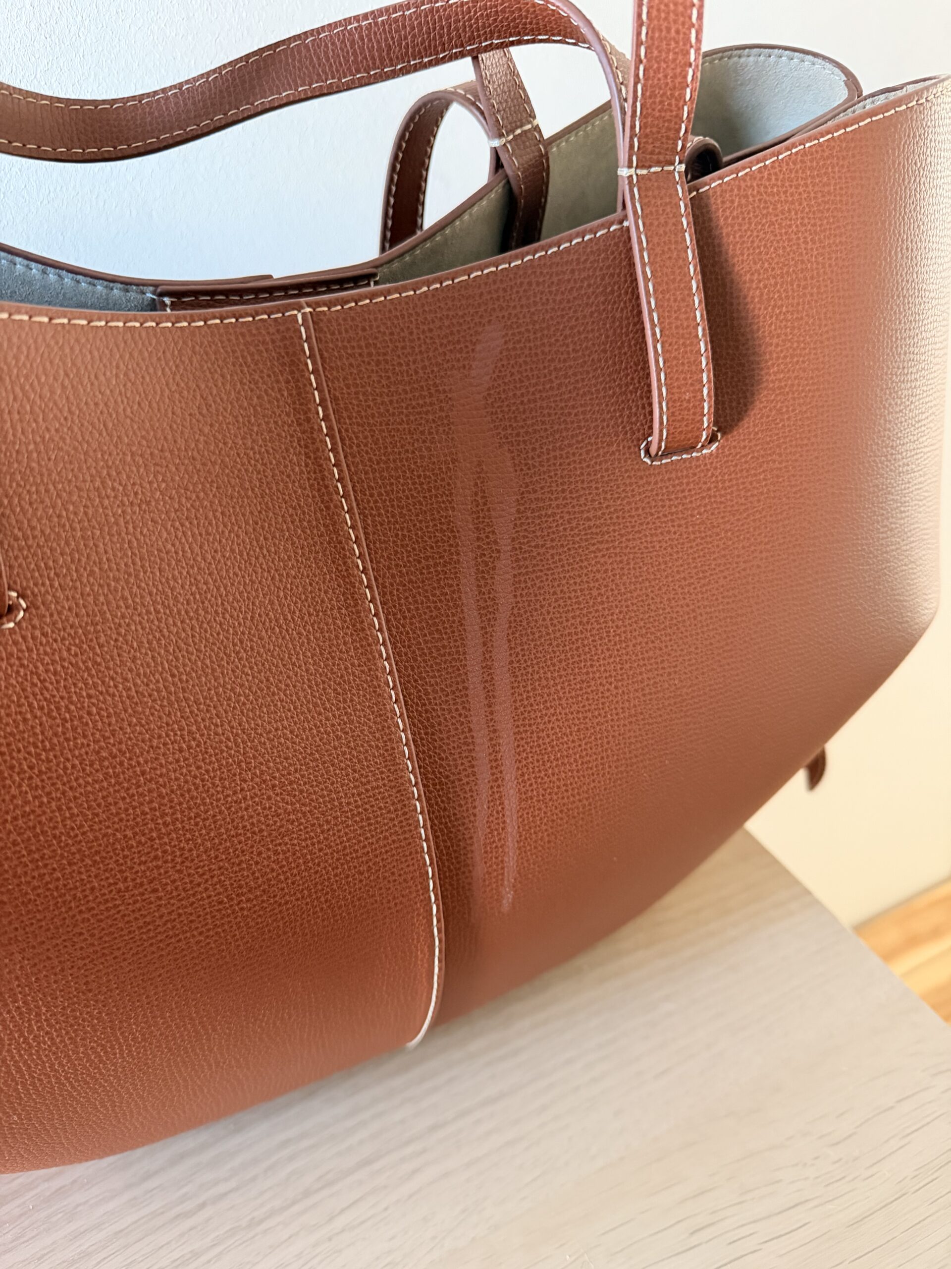 Sac Polène taché de gel hydroalcoolique avant rénovation
